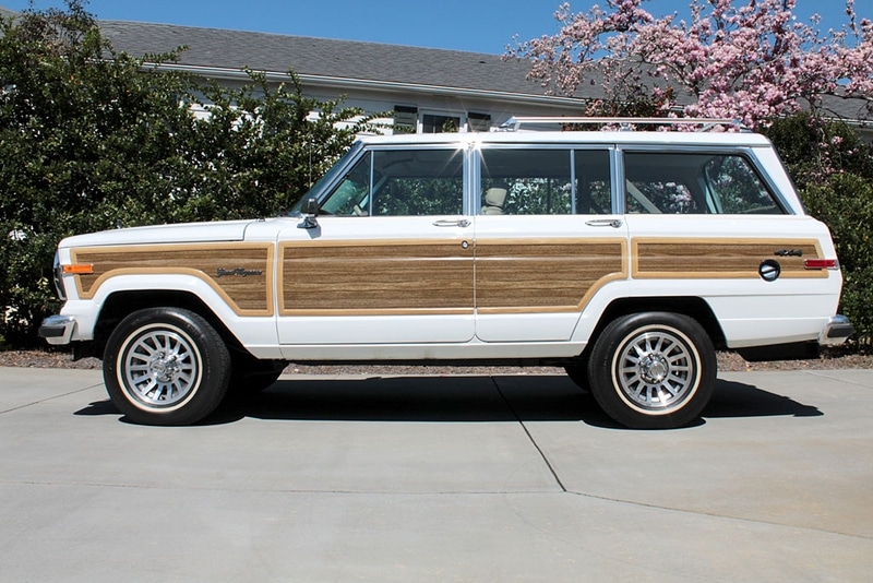 1990 Jeep Grand Wagoneer "Wagon Master"